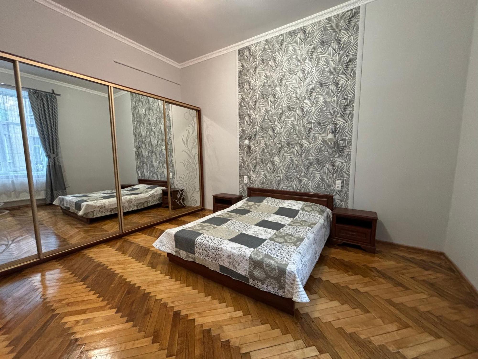 Айстра Apartment Lviv Ngoại thất bức ảnh