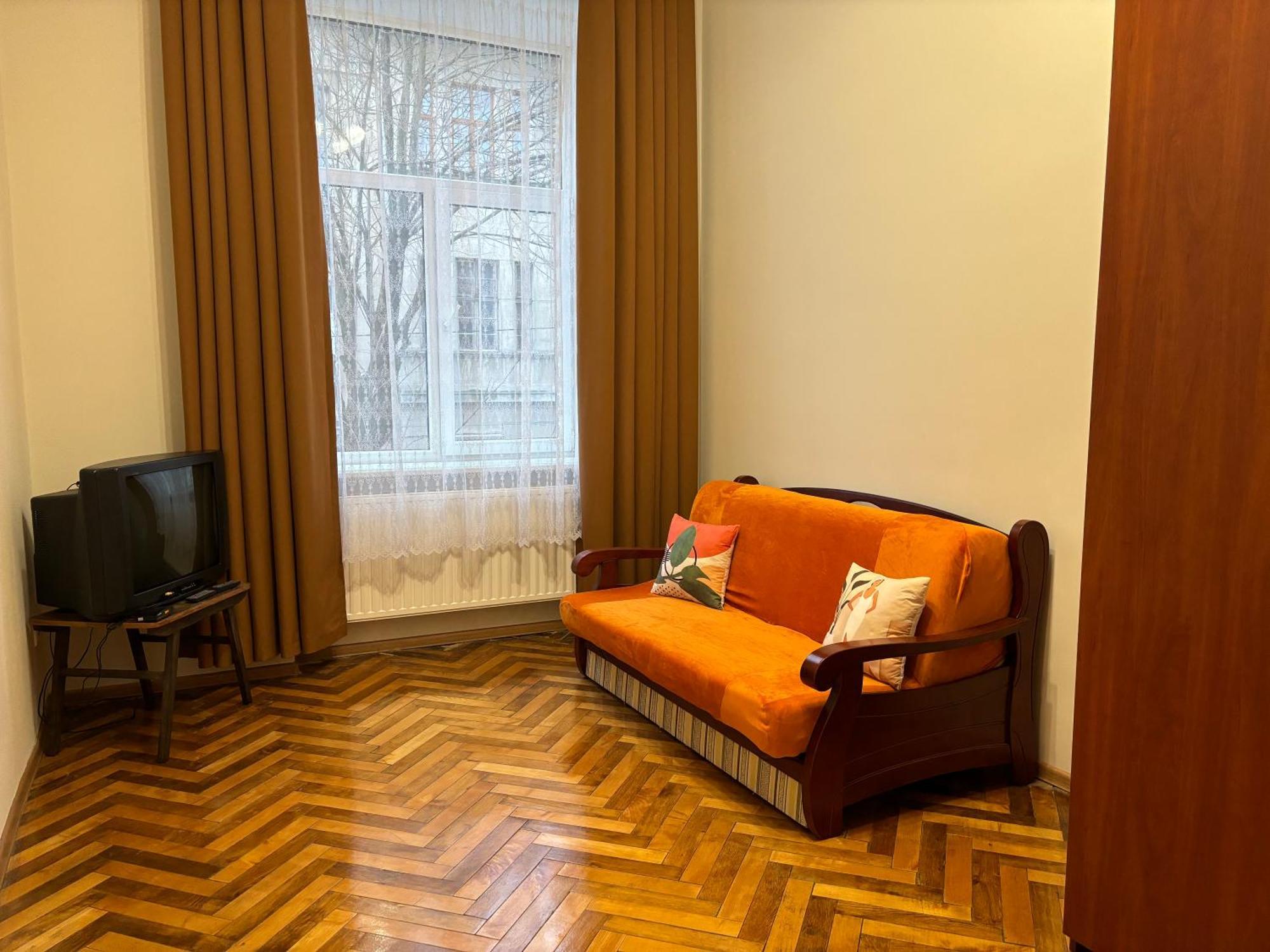 Айстра Apartment Lviv Ngoại thất bức ảnh